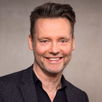 Prof. Stephan Lenzen