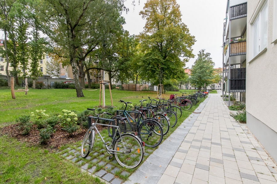 Wohnungsbau mit Integration Baumbestand in Berlin-Prenzlauer Berg / Foto: Lichtschwärmer – Christo Libuda