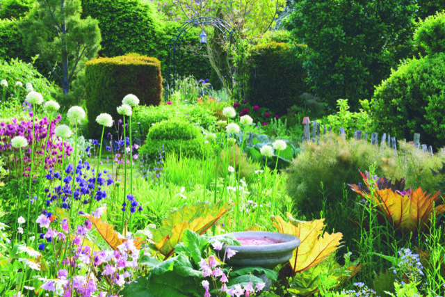 Cottage Garten in Felsberg, Dr. Cynthia Nagel 